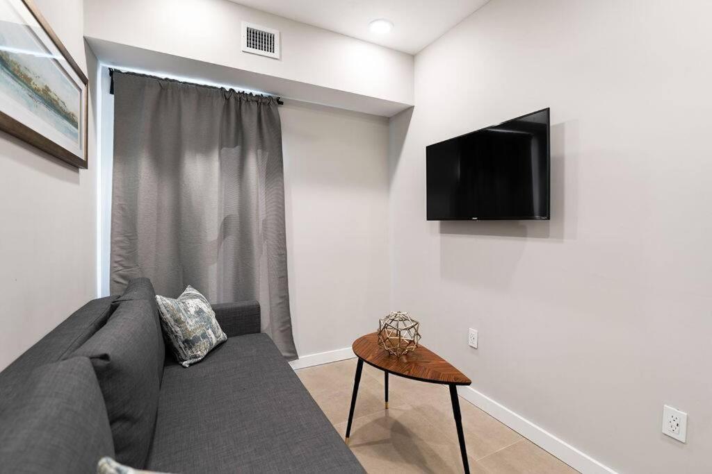 Elegant Miami Apartment East Little Havana / Free Parking エクステリア 写真