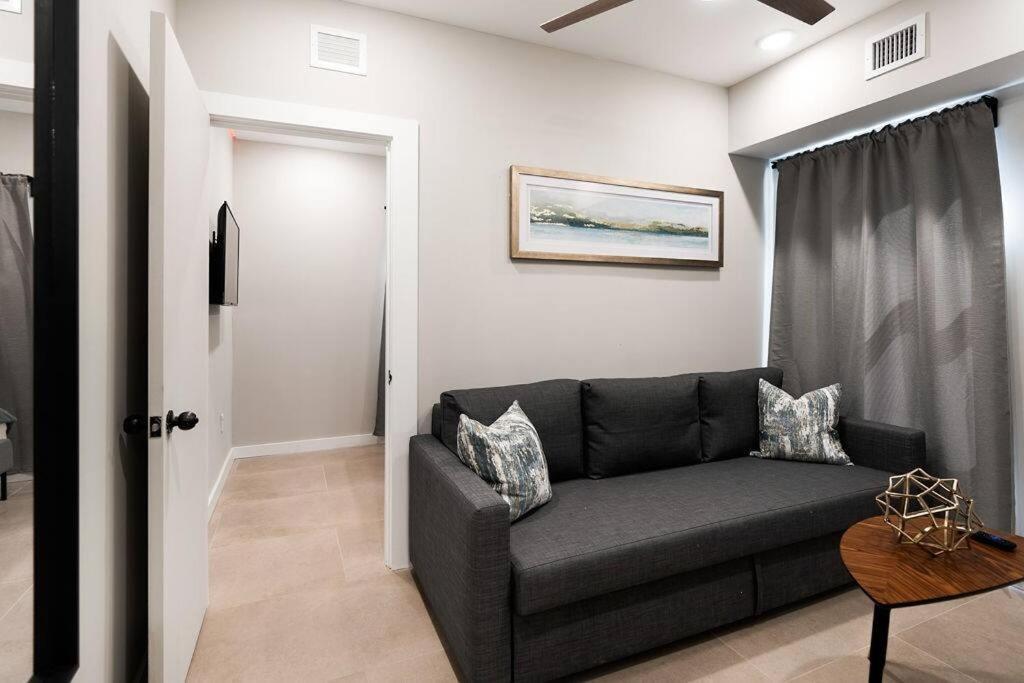 Elegant Miami Apartment East Little Havana / Free Parking エクステリア 写真